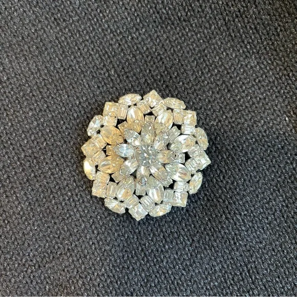 Vintage JOSEPH WARNER Signed Dome Clear Rhinestone 1960s Brooch - Picture 8 of 12